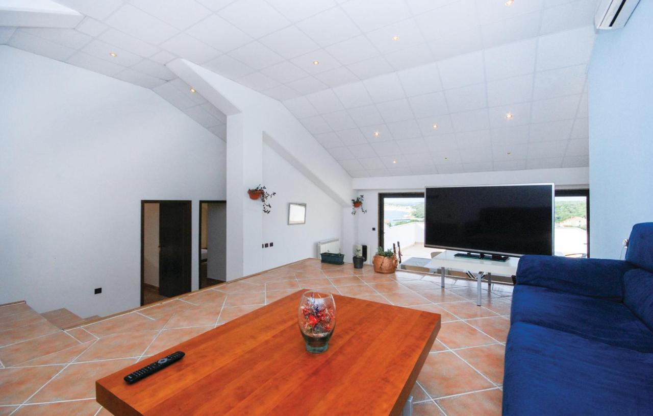 Hotel Zlatni Lav Martinscica  Ngoại thất bức ảnh