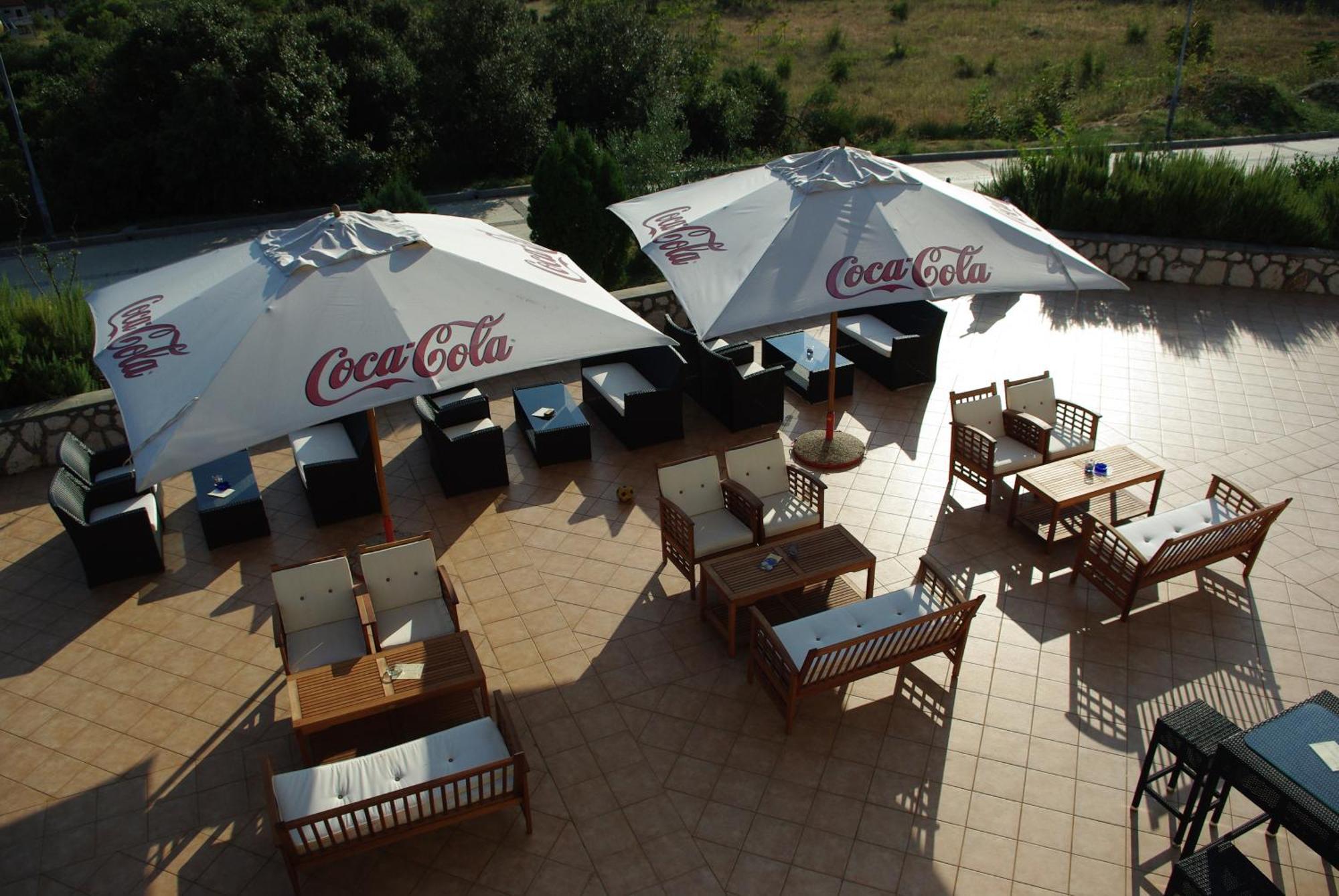 Hotel Zlatni Lav Martinscica  Ngoại thất bức ảnh