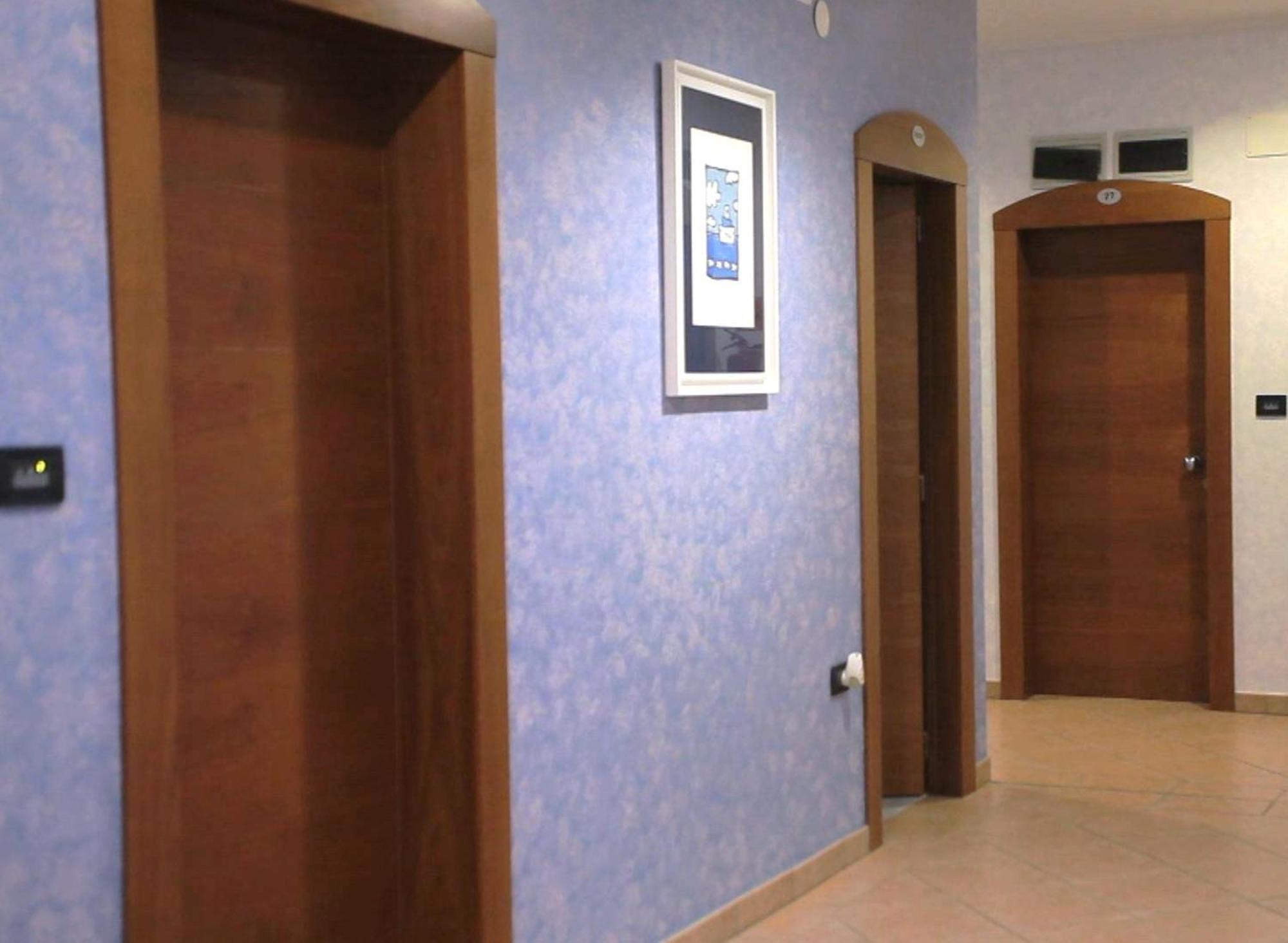 Hotel Zlatni Lav Martinscica  Ngoại thất bức ảnh